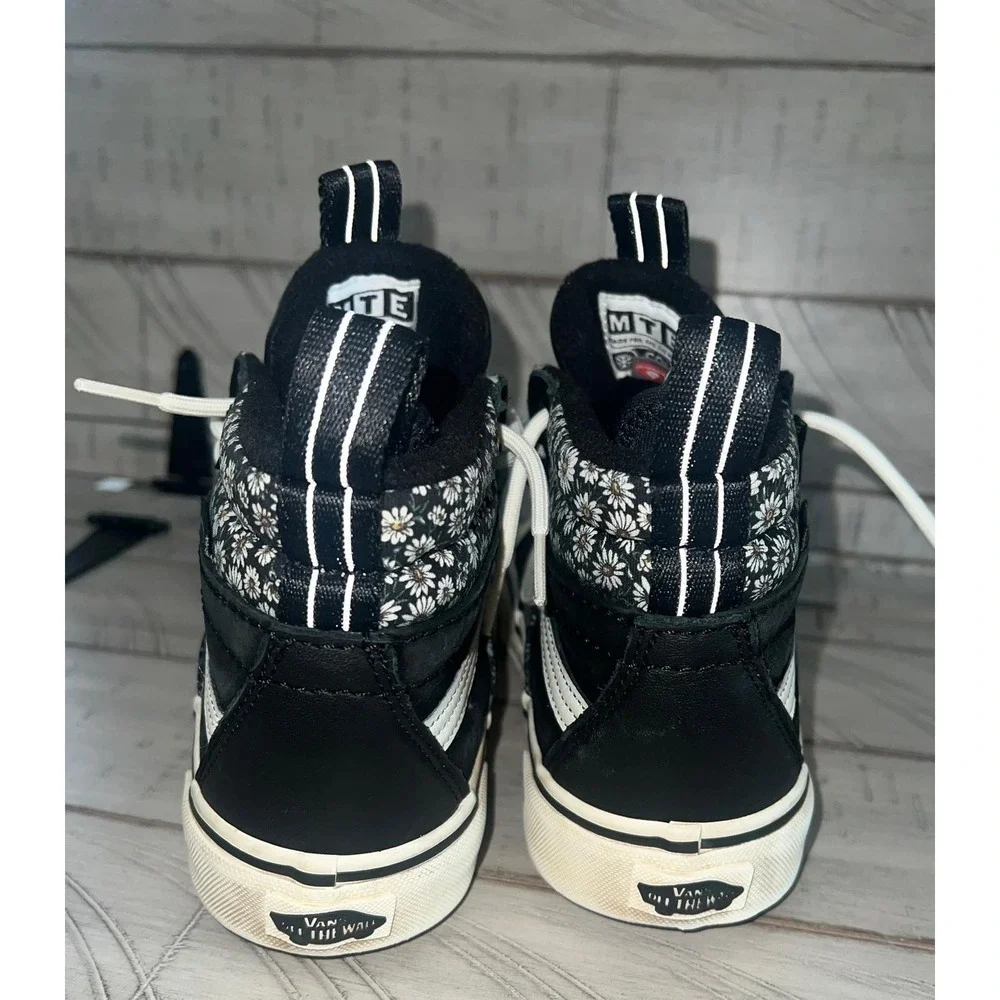 Vans SK8 HI MTE 2 Women's Size 6 Waterproof Black Floral Hiking Boots